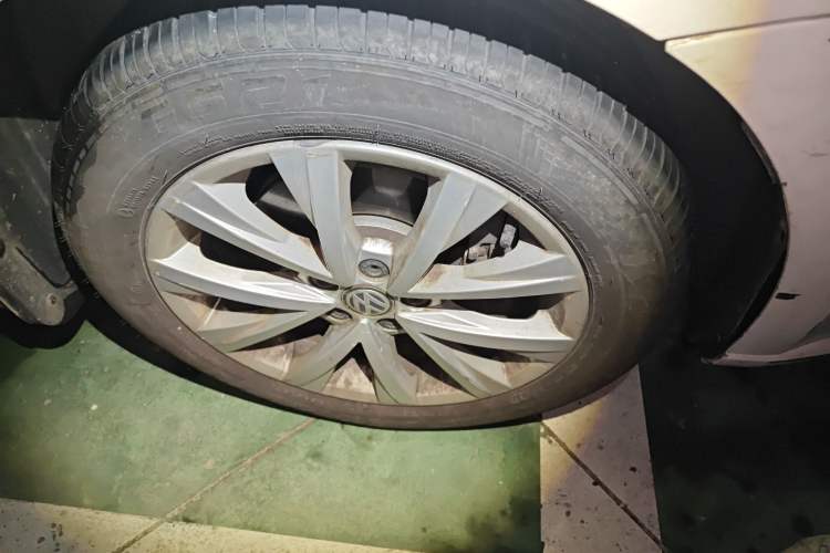 Used Volkswagen Lavida 2017 230TSI DSG Comfort Edition
