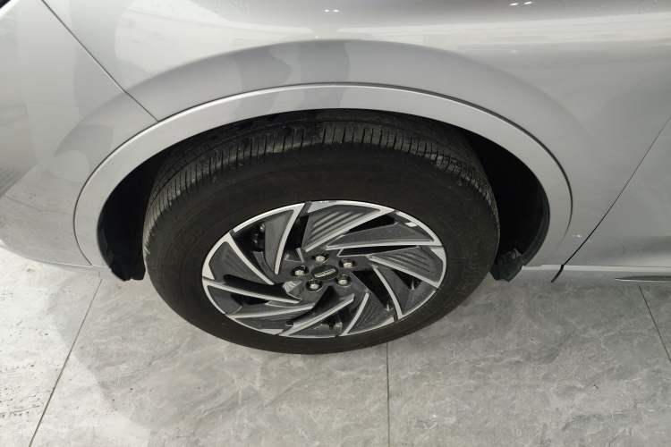 Used Lincoln Corsair 2024 1.5T Two-Wheel Drive Deluxe Hybrid Version Exterior 4