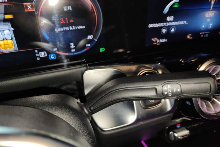 Used Mercedes-Benz GLB 2022 GLB 220 Dynamic Edition Gear Lever