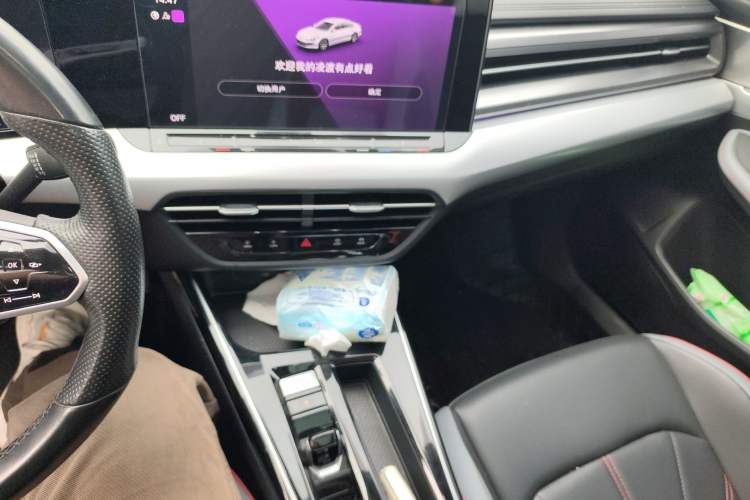 Used Volkswagen Lamando 2022 Lavida L 280TSI DSG Cool & Spicy Edition Audio And AC Panel