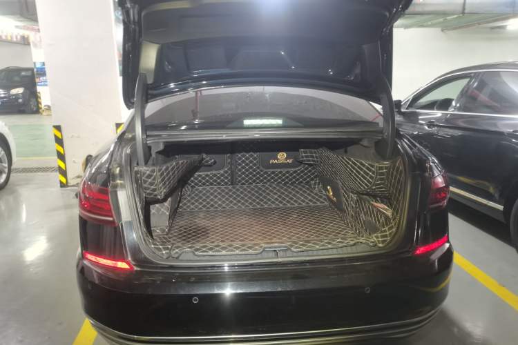 Used Volkswagen Passat 2024 380TSI Starry Elite Edition