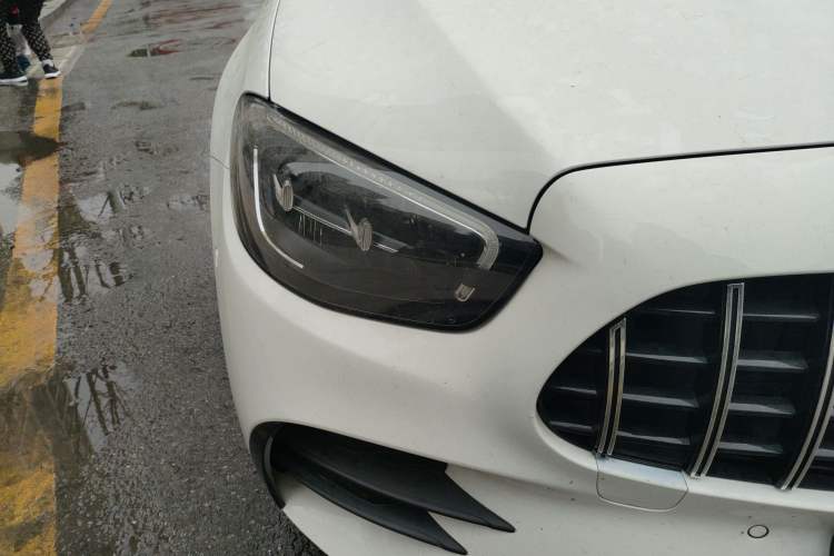 Used Mercedes-Benz E-Class New Energy 2022 Restyled E 350 e L Plug-in Hybrid Sports Sedan
