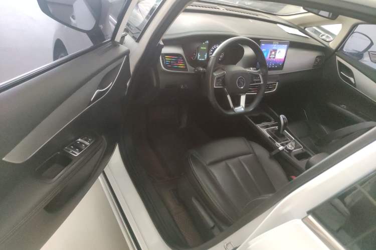 Used BYD Song MAX 2021 Upgraded Model 1.5T Automatic Luxury 6-Seater Driver Seat