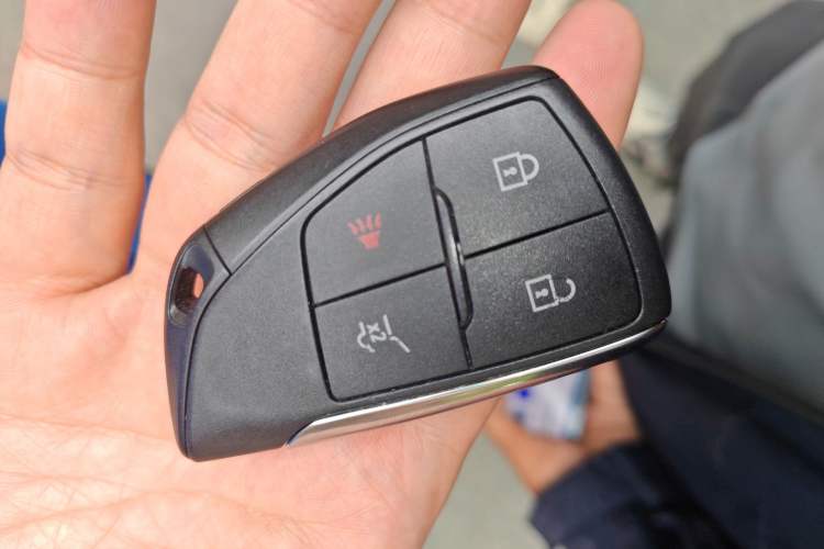 Used Buick Envision 2022 Encore Plus 652T Five-Seat Luxury Model
