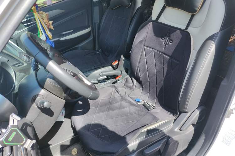 Used CHANGAN CS35 2017 1.6L Manual Luxury Model
