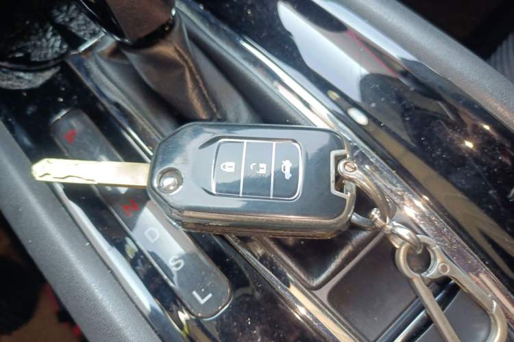 Used Honda Vezel 2015 1.5L CVT two-wheel drive Comfort trim
