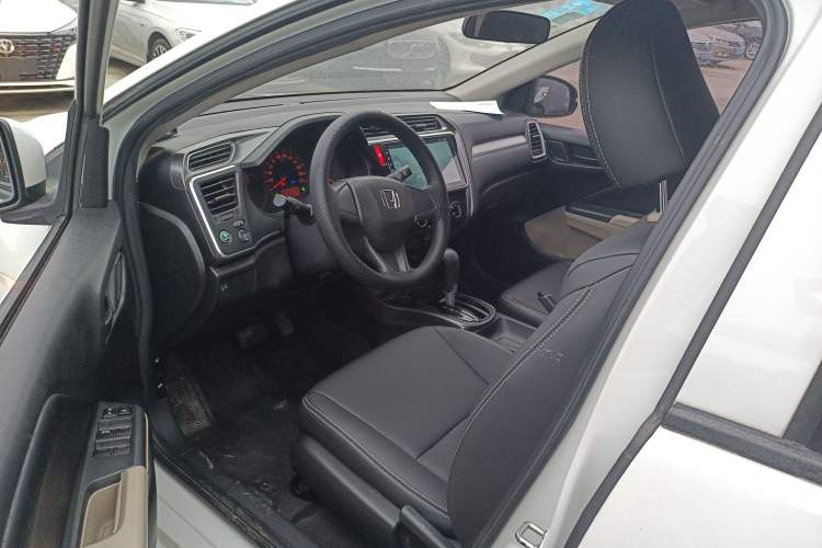 Used Honda Greiz 2016 1.5L CVT Classic Edition
