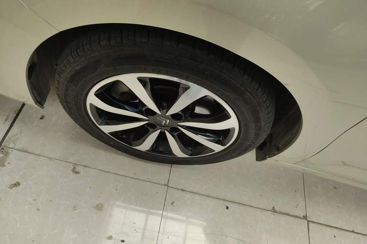 Used Citroen C4 Sega 2016 1.6L Manual Luxury Model
