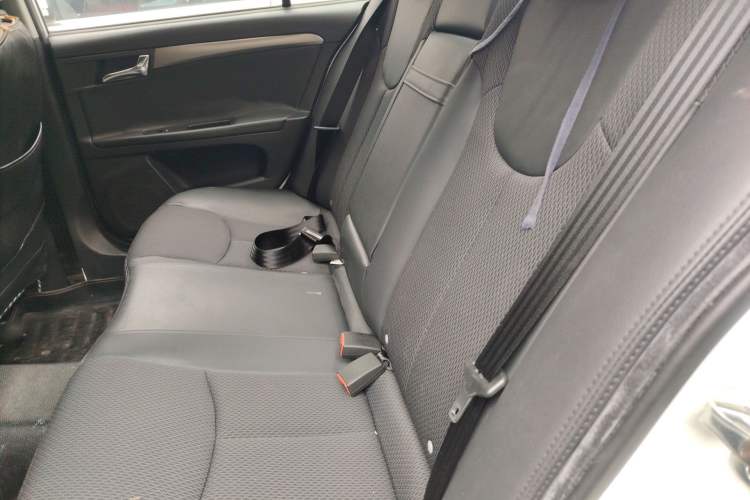 Used Roewe 350 2014 1.5L Automatic Xunyue Version Left Rear Seat