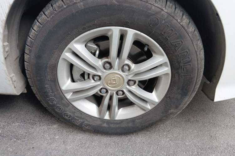 Used SAIC MAXUS G10 2023 2.0T Manual Multi-Function Version Diesel 7 Seats
