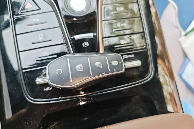 Used BYD Qin PLUS 2024 HONOR Edition DM-i 55KM Leading Model Vehicle Key