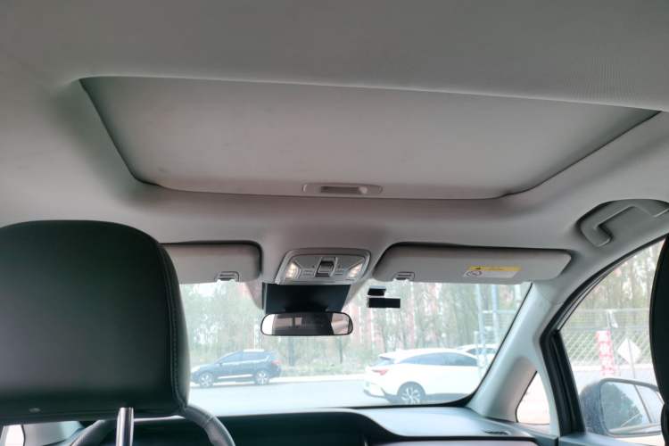 Used GAC Trumpchi M6 2023 PRO 270T DCT Luxury Edition Headliner