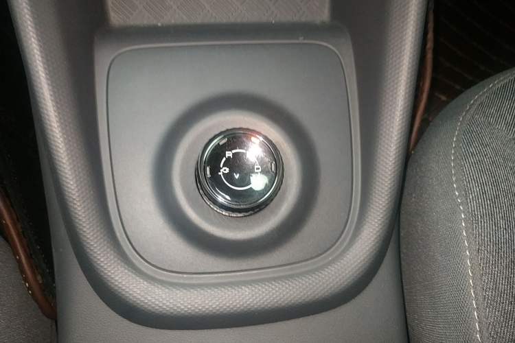 Used Wuling Hongguang New Energy 2024 All-Electric Model 300KM Standard Version
