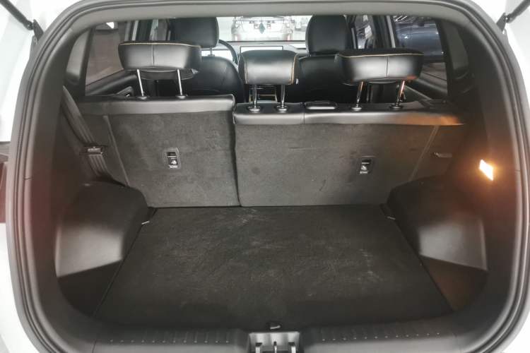 Used AION Y 2022 70 Tech Edition Lithium Iron Phosphate