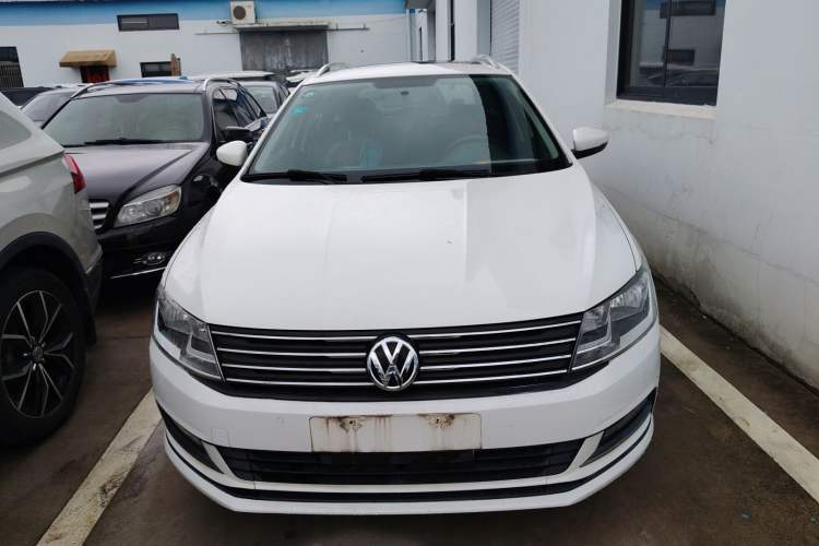 Used Volkswagen Gran Lavida 2015 1.6L Automatic Comfort Edition