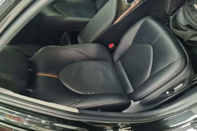 Used Toyota Camry 2019 2.0G Luxury Edition China VI Standard
