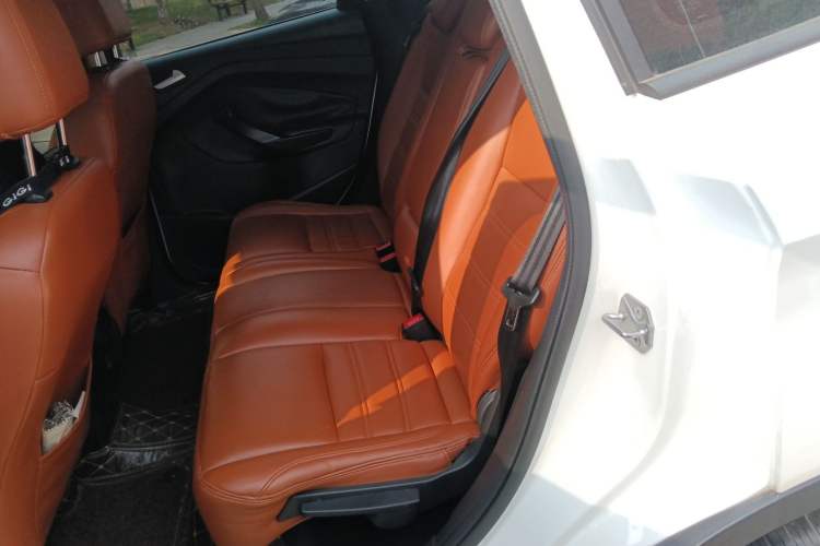 Used Ford Kuga 2015 1.5L GTDi Two-Wheel-Drive Comfort Model