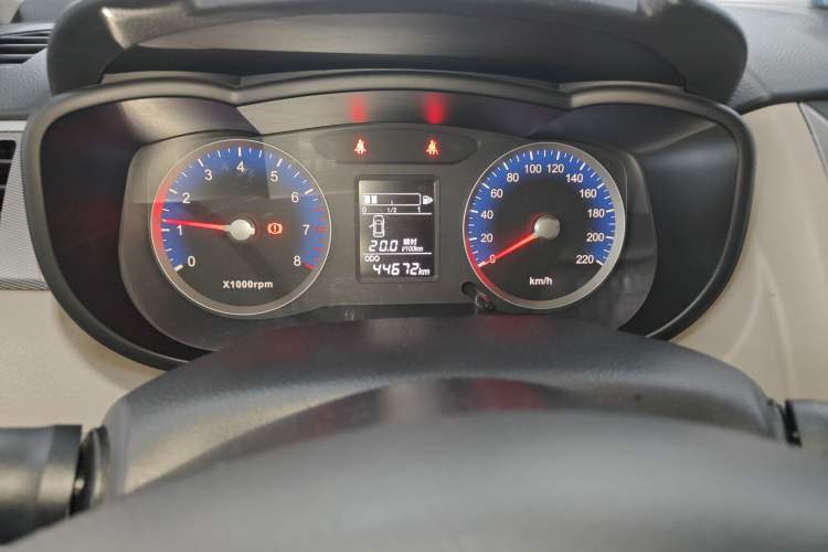 Used Venucia R50 2016 1.6L Manual Elite Edition
