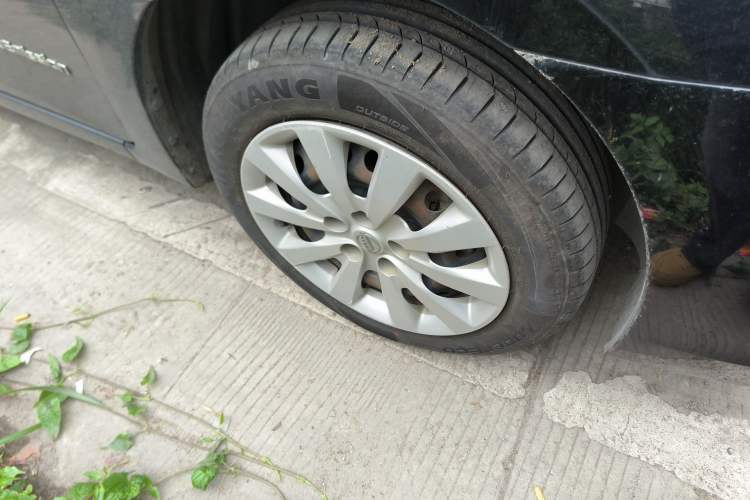 Used Nissan Sylphy EV 2018 Smart Edition Right Front Wheel Hub