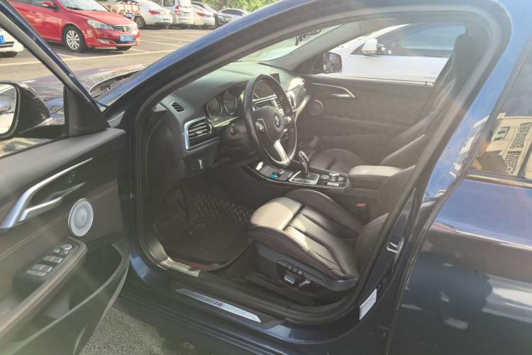 Used BMW 1 Series 2021 125i M Sport Night Edition
