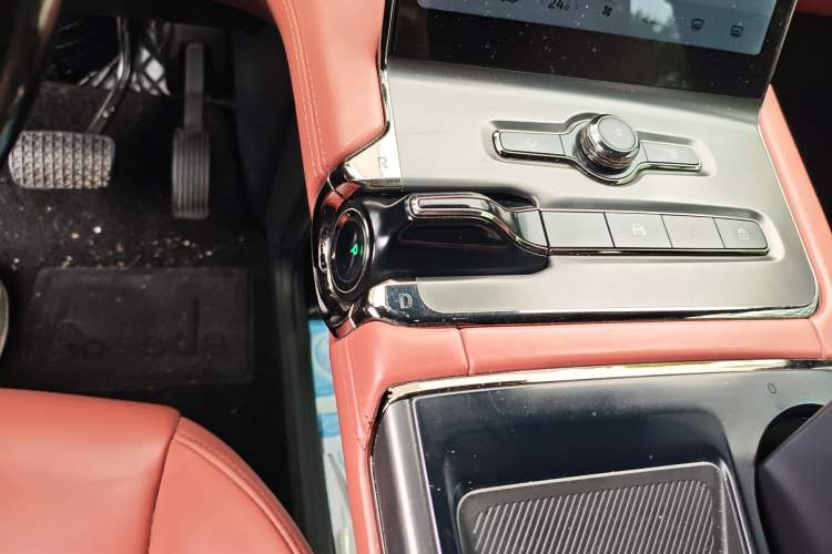 Used Nio EC6 2020 430 km Sport Version Gear Lever