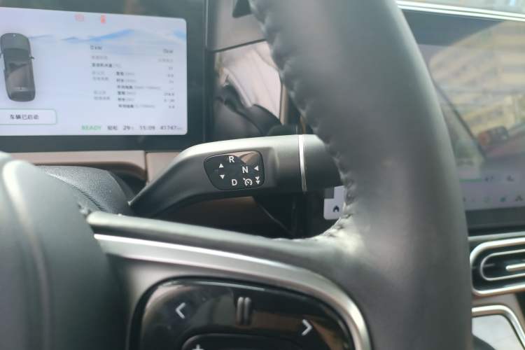 Used Leapmotor C11 2023 Range-Extended 300 Comfort Edition Gear Lever