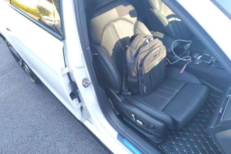 Used Audi A4L 2025 2 Million Units Enjoyment Version 40 TFSI Luxury Dynamic Edition