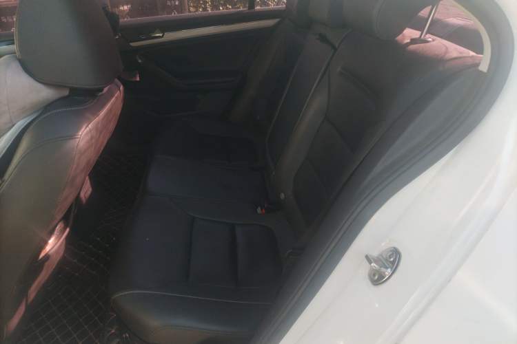 Used Volkswagen Sagitar 2017 230TSI Automatic Comfort Version