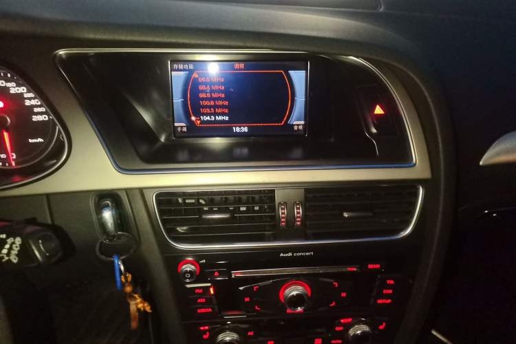 Used Audi A4 2013 40 TFSI allroad quattro Comfort model