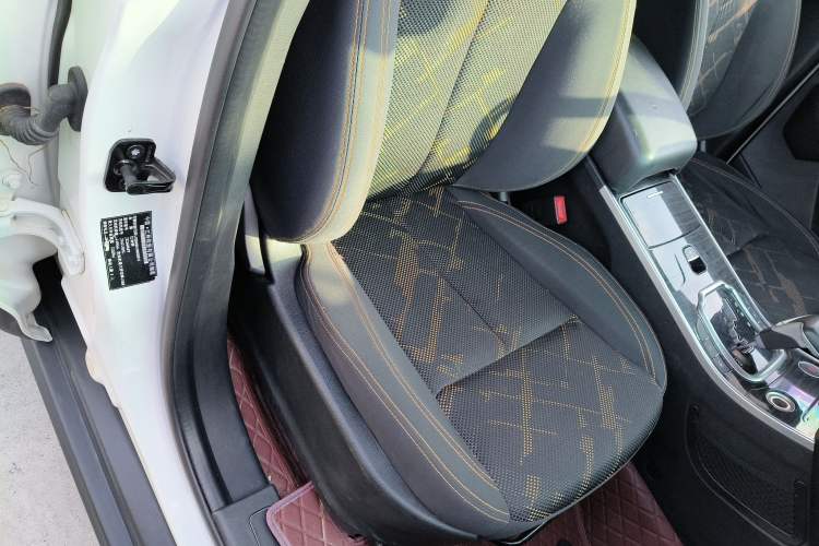 Used Land X7 2018 Jingyue 1.5T Panoramic Luxury Model Right Front Seat