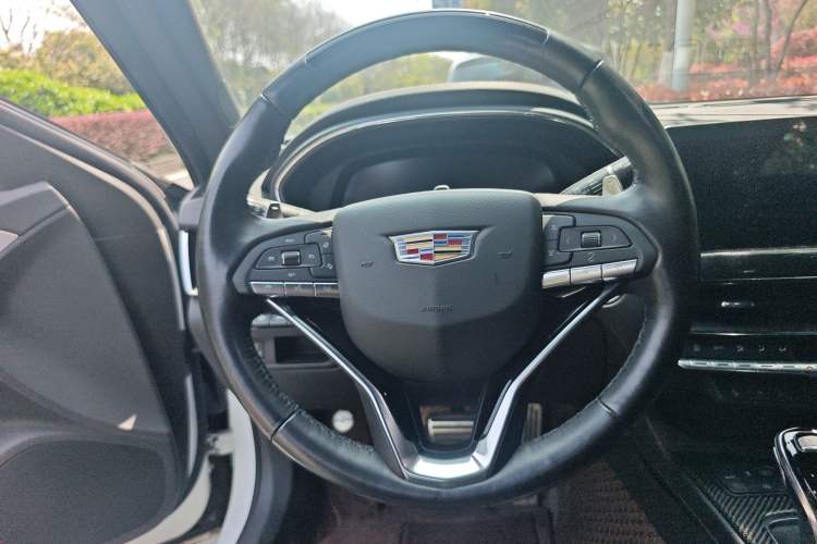 Used Cadillac CT5 2022 28T Platinum Super Driver-Assistance Edition
