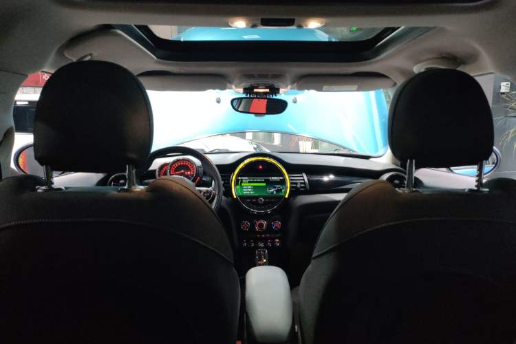 Used MINI MINI 2018 1.5T COOPER Classic Edition Five-Door Version