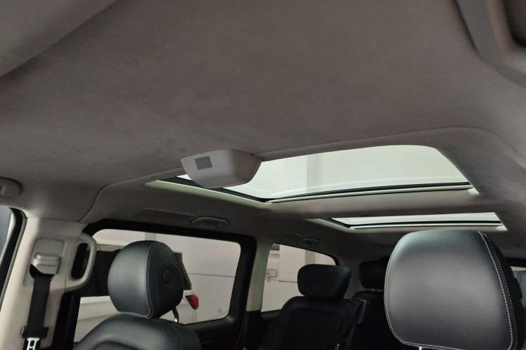 Used Mercedes-Benz V-Class 2017 V 260 L Prestige Edition