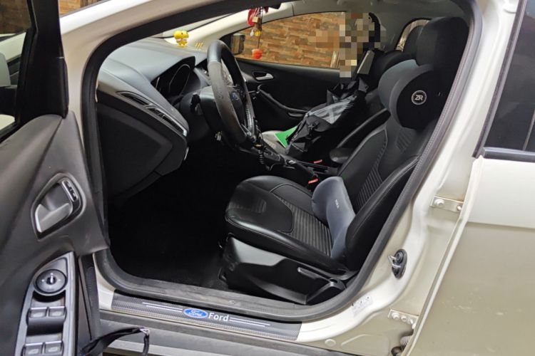 Used Ford Focus 2015 Sedan EcoBoost 125 Automatic Supreme Style Edition