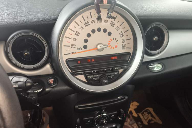 Used MINI Clubman 2011 1.6L COOPER Fun
