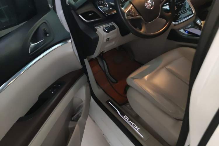 Used Buick GL8 2020 Land Business Class 652T Premium Model
