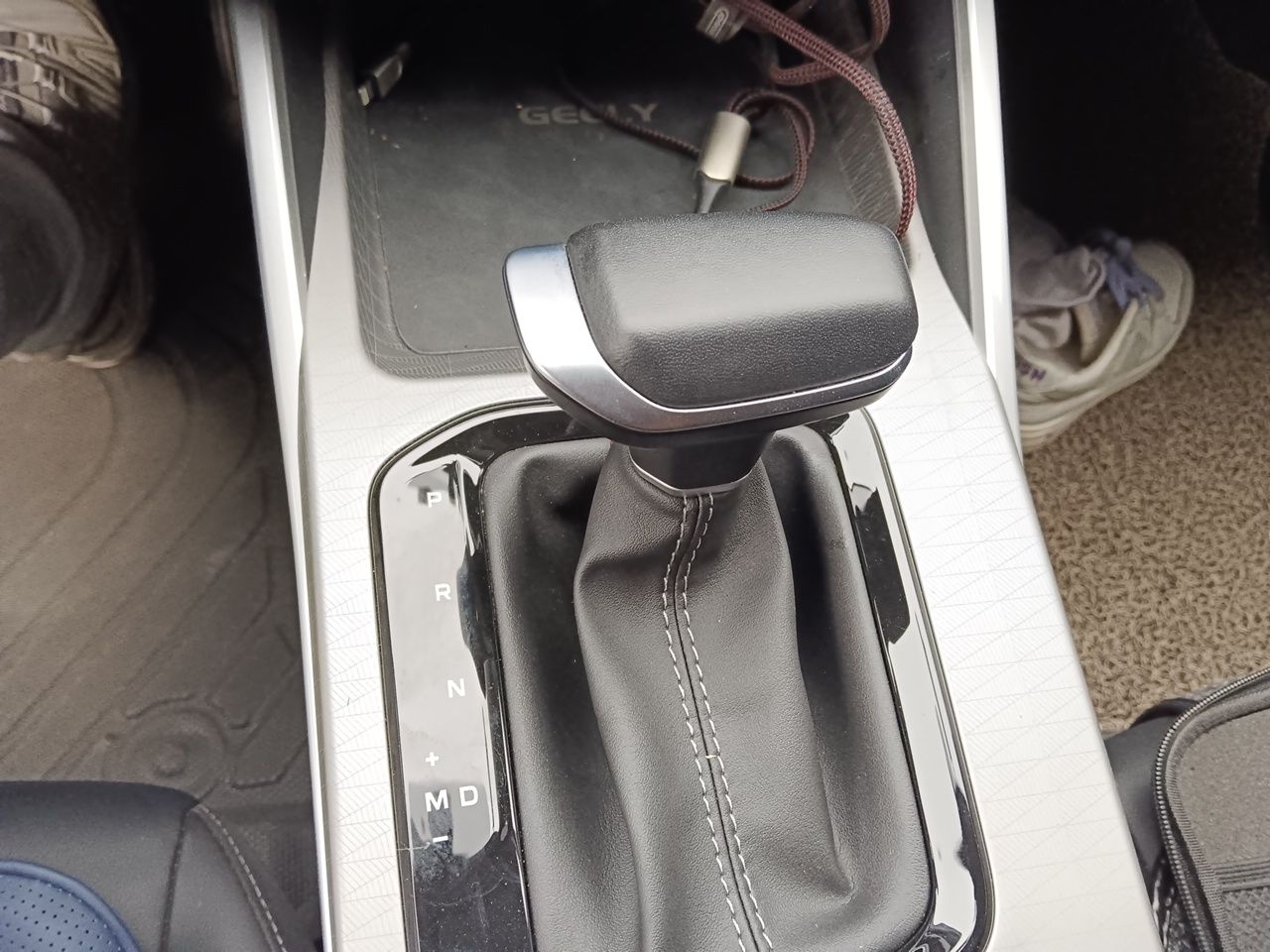 Geely Auto Emgrand 2025 4th Generation 1.5L CVT Luxury Version — снимка 14