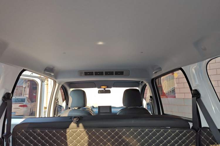 Used Wuling Hongguang New Energy 2025 Extended-Range Hybrid 50 km Standard Version