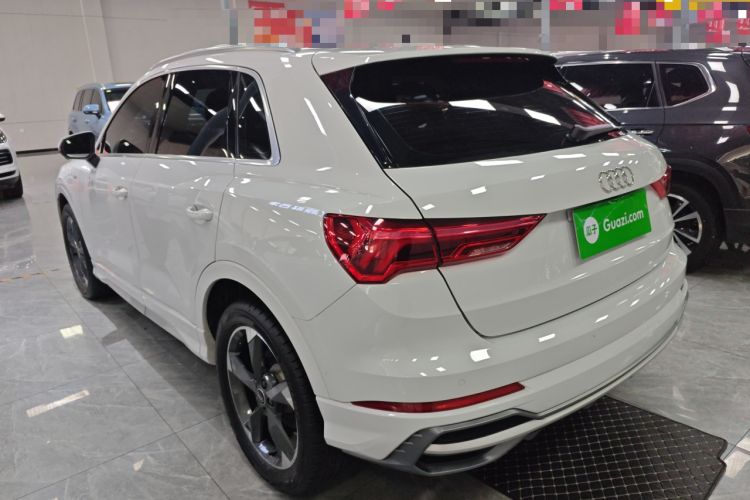 Used Audi Q3 2022 35 TFSI Fashion Dynamic Model
