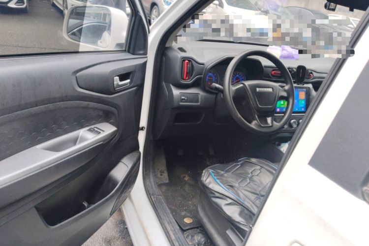 Used Dongfeng Fengon 380 2022 1.5L Standard Edition 7-Seater Passenger Vehicle Driver Seat