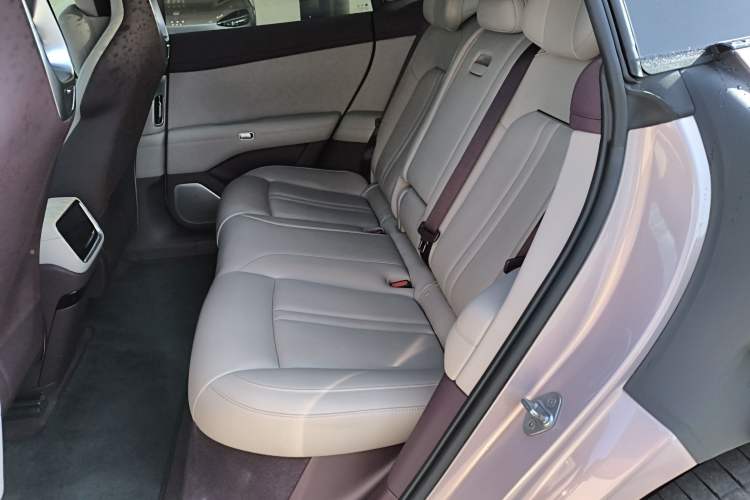 Used Xiaomi Auto YU7 2025 Ultra-Long Range Rear-Wheel Drive Version