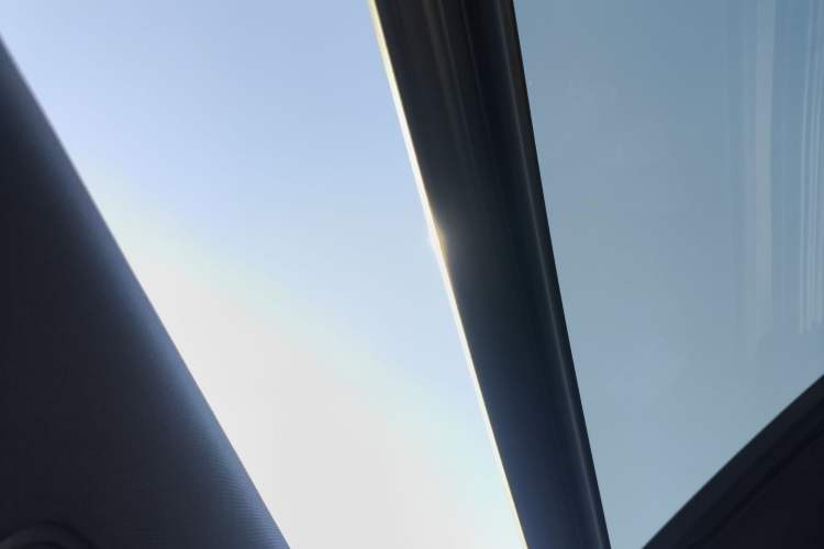 Used Mercedes-Benz GLC 2020 GLC 300 L 4MATIC Dynamic Edition Headliner