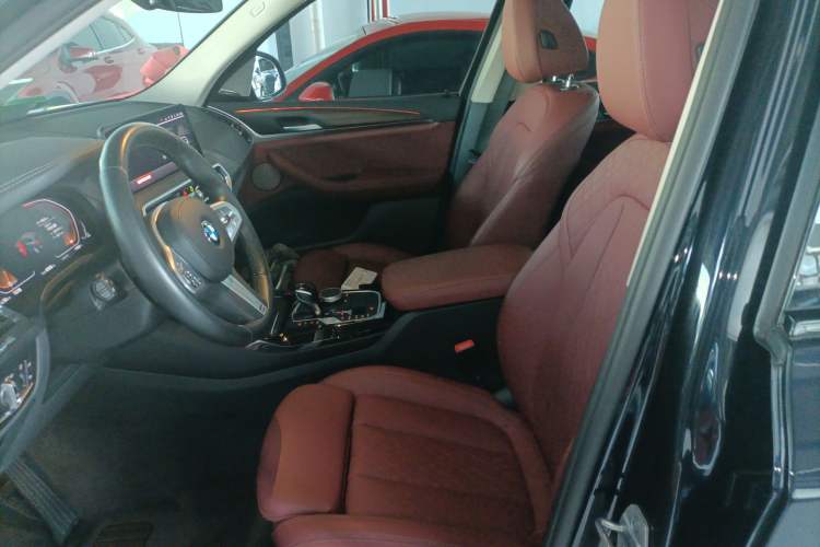 Used BMW X3 2023 Restyled xDrive30i Leading Edition M Night Sky Package Left Front Seat