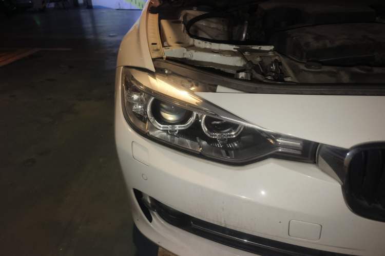 Used BMW 3 Series 2015 320Li Luxury Edition Fashion Model Right Front Headlight
