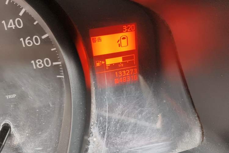 Used Nissan NV200 2014 1.6L Manual Luxury Model China IV Standard