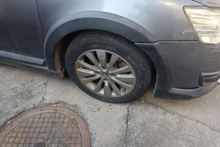 Used Citroen C-Quatre 2013 CROSS 1.6L Automatic Right Front Wheel Hub