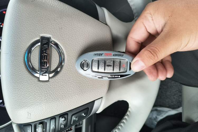 Used Nissan Quest 2012 3.5L SL
