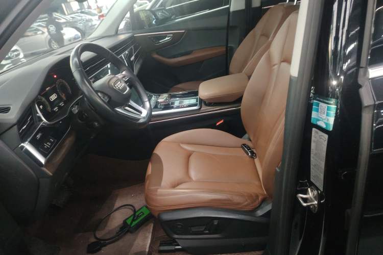 Used Audi Q7 2021 55 TFSI quattro S line Sport model