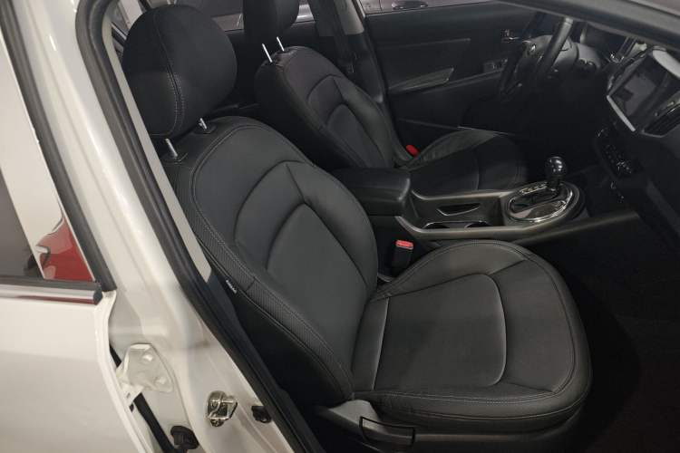 Used Kia Sportage R 2015 2.0L Automatic Two-Wheel Drive GLS Right Front Seat