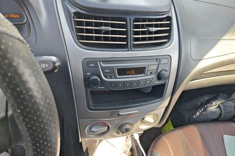 Used Chevrolet Sail 2013 Sedan 1.4L Manual Ideal Happiness Edition
